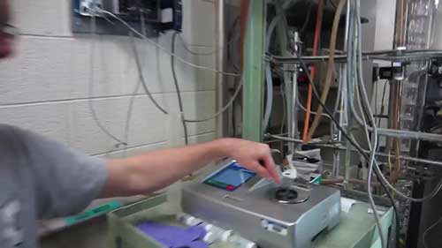 间歇精馏塔操作