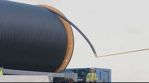 铺设地下高压直流电缆