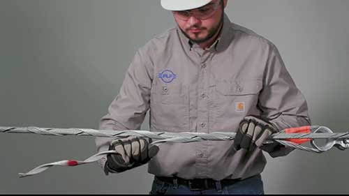 预制死端夹的安装