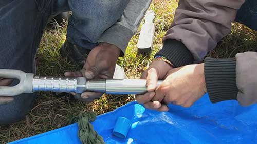 终端线夹的安装