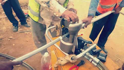 输电线路的捆接