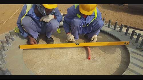 单级输电杆塔的吊装