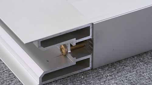 隔断玻璃墙的安装