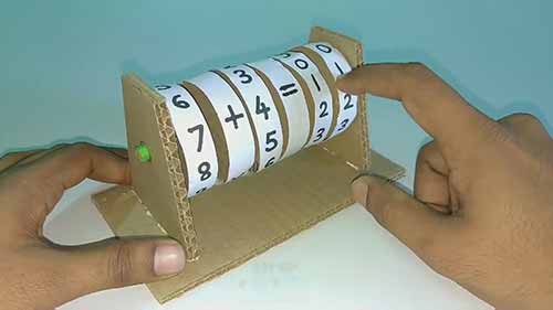 用纸板制作口算神器1