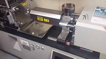 注塑模具的制造及使用