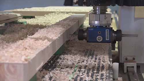 如何制造实木门