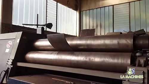 大型钢筋弯曲机作业过程