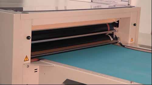 领衬粘合机的清洁方法