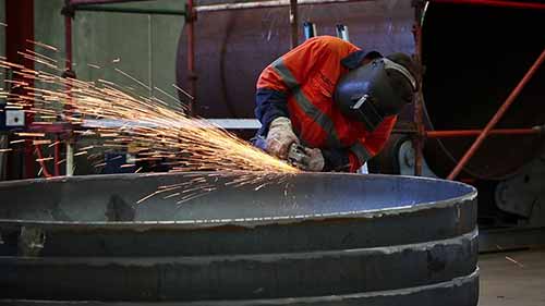 轨道式硫酸储运压力容器