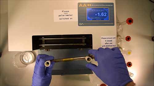 用旋光计测定旋光度