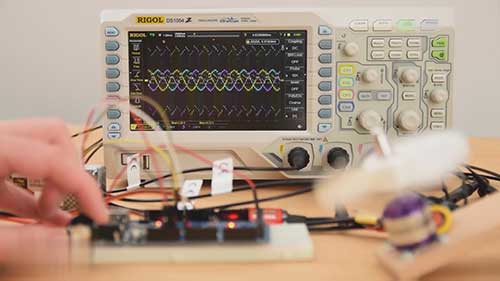 无刷电机控制器的工作原理