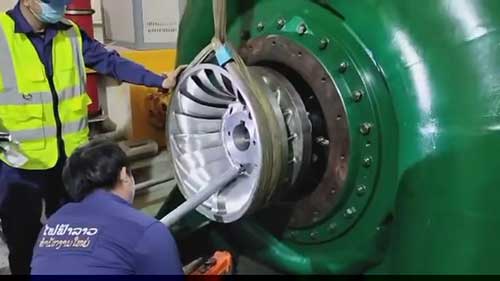 法兰西斯水轮机转轮安装过程