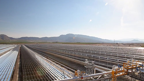 世界最大菲涅尔光热发电站2