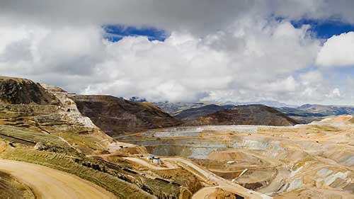 金矿石，银矿石和铂族金属矿石