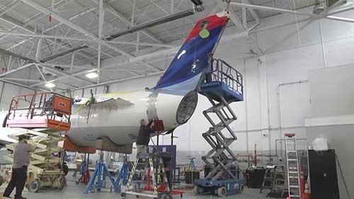 EMB-145“亚马逊”飞机更换机尾