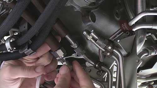 GE90航空发动机维修实录：附件变速箱封顶排水管