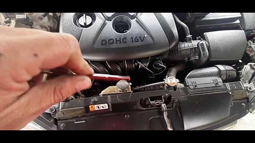 汽车发动机损坏的三个迹象