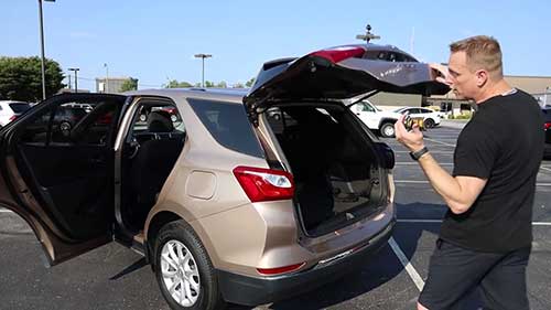 汽车试驾的正确方法