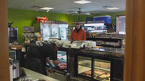 经营一家社区肉店