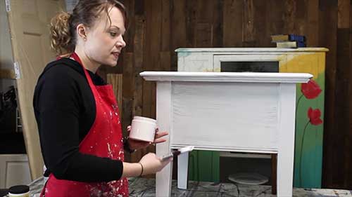 如何把家具刷成纯白色