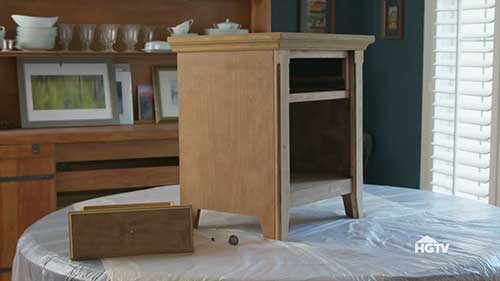 如何在木制家具上使用凝胶染料