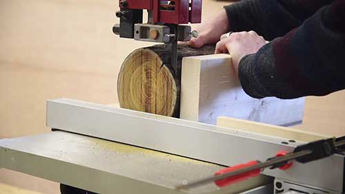 如何去除木家具上的污渍