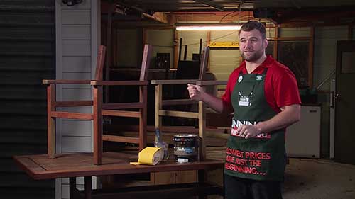 如何保护室外家具