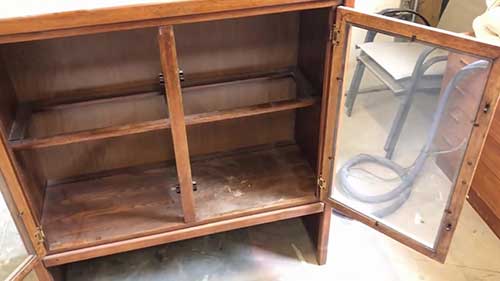 用粗麻布升级装饰你的橱柜