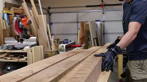 用原木制作咖啡桌