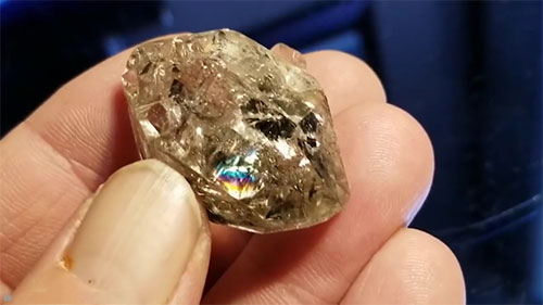 比钻石更贵的宝石