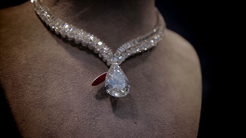 遇见珠宝专家Joanna Hardy