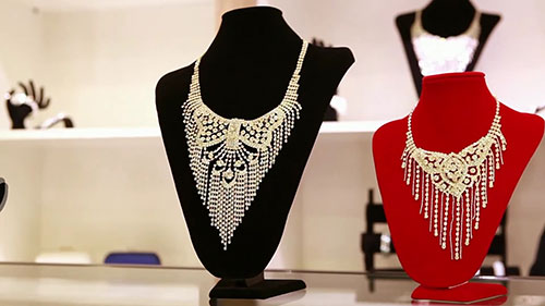 戴比尔斯公司的经营