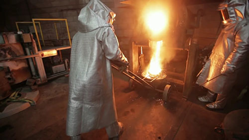 如何进行贵金属矿物提炼