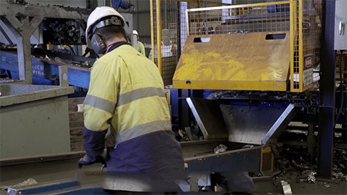 回收电子垃圾的过程