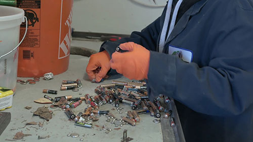 家庭危险废物处理