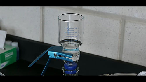 如何分析饮用水水样的真实颜色