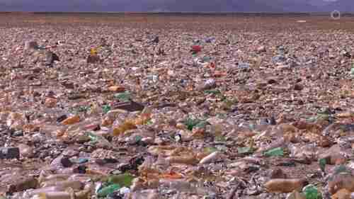 清理玻利维亚的乌鲁湖