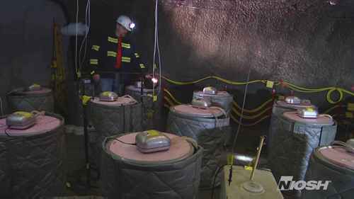 煤矿井下避难方案研究