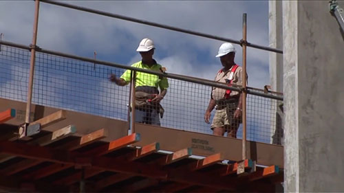 控制坠落事故风险