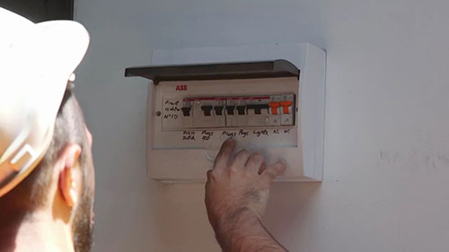 安全检查小贴士