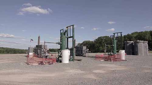 参观天然气生产地