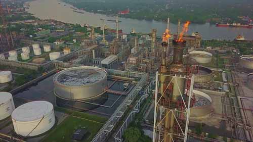 石油泵系统和炼油厂