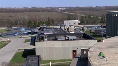 参观一座水污染治理厂