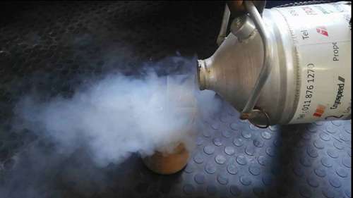 在-196°C下进行夏比冲击试验