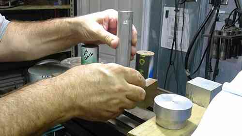 测试金属硬度的简单方法