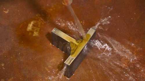 焊缝的酸蚀检验过程