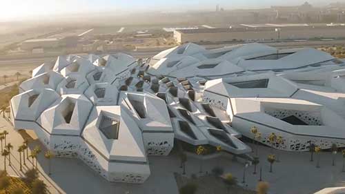 沙漠中的零碳建筑