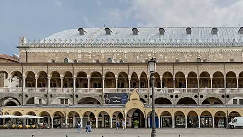 新古典主义建筑的发展