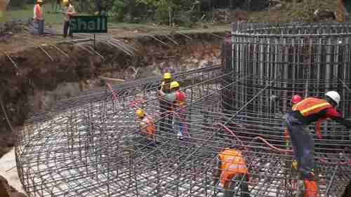 地基类型：建筑施工中使用的基脚