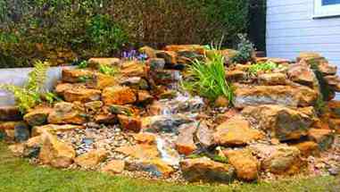 打造小型跌水景观